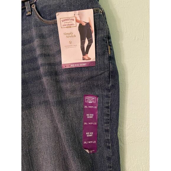 Signature by Levi Strauss & Co. Mid-Rise Skinny Jeans, Multiple Size 39X32 - Picture 2 of 5